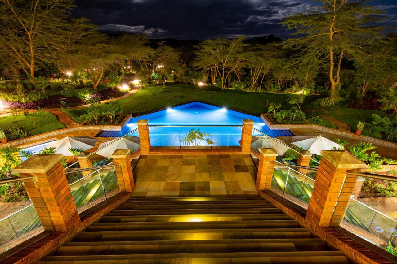 The Retreat At Ngorongoro Villa คาราทู ภายนอก รูปภาพ