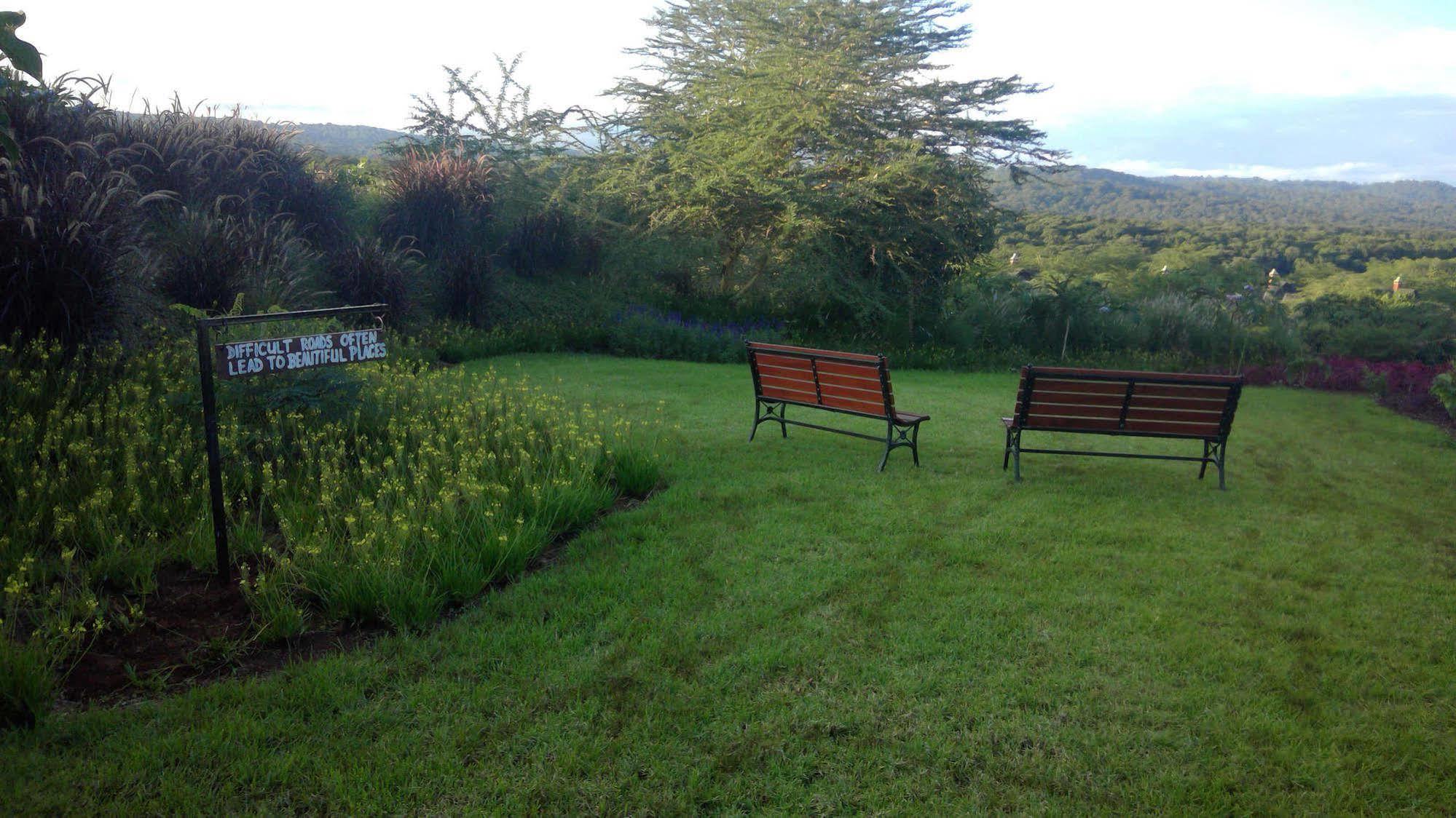 The Retreat At Ngorongoro Villa คาราทู ภายนอก รูปภาพ